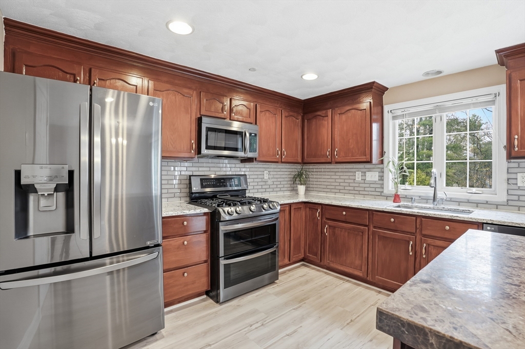 81 Salem Road, Unit 103 Billerica, MA 01821 - Photo 2 of 37