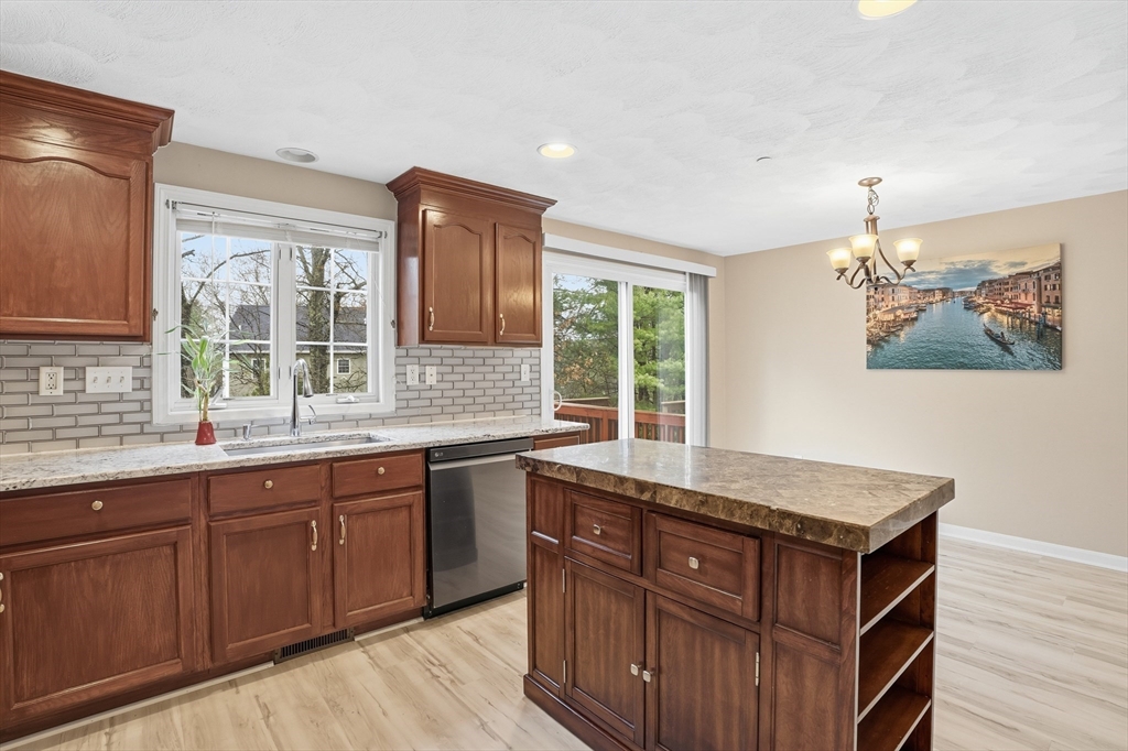 81 Salem Road, Unit 103 Billerica, MA 01821 - Photo 6 of 37