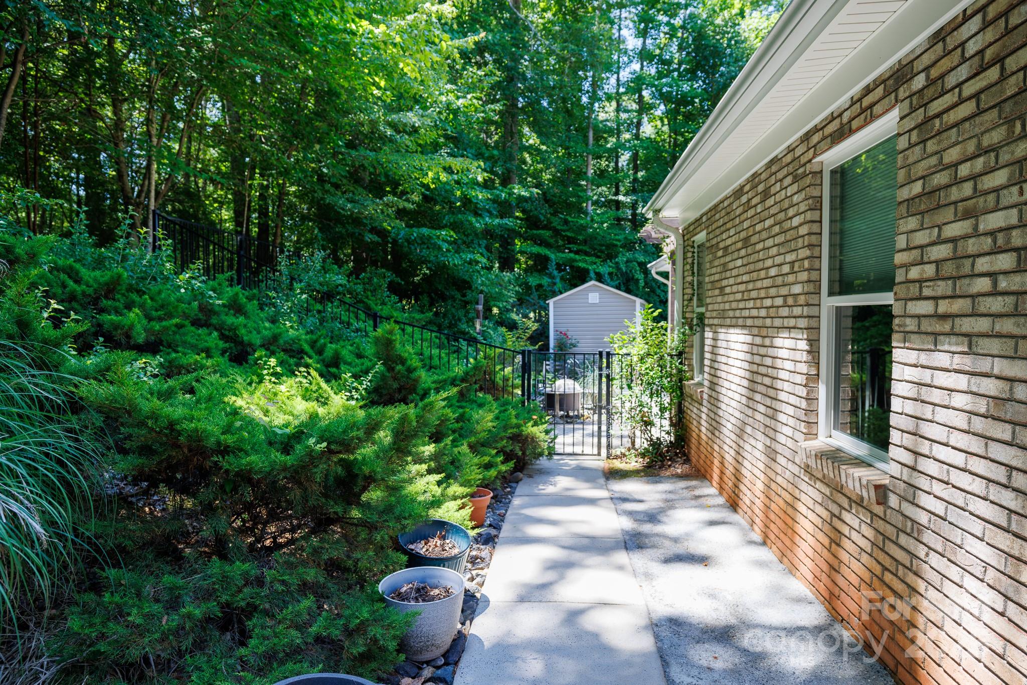 804 Creek Bluff Road Rock Hill, SC 29732 - Photo 36 of 47 Gallery Image 36