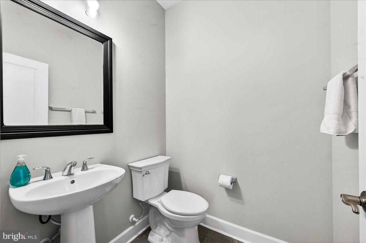 42458 Reservoir Ridge Place Ashburn, VA 20148 - Photo 10 of 80