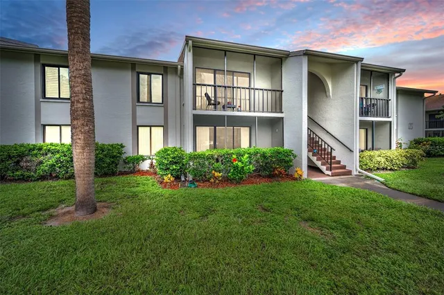 $138,900 | 2687 Pine Ridge Way South, Unit E1, Palm Harbor, FL 34684