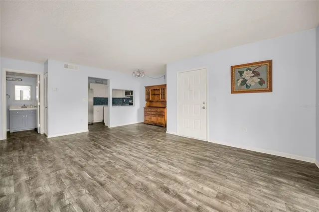 $138,900 | 2687 Pine Ridge Way South, Unit E1, Palm Harbor, FL 34684