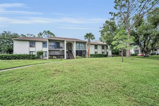 $138,900 | 2687 Pine Ridge Way South, Unit E1, Palm Harbor, FL 34684