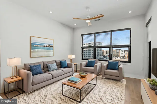 $589,900 | 701 Swann Avenue, Unit 507, Alexandria, VA 22301