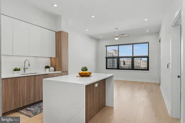 $589,900 | 701 Swann Avenue, Unit 507, Alexandria, VA 22301