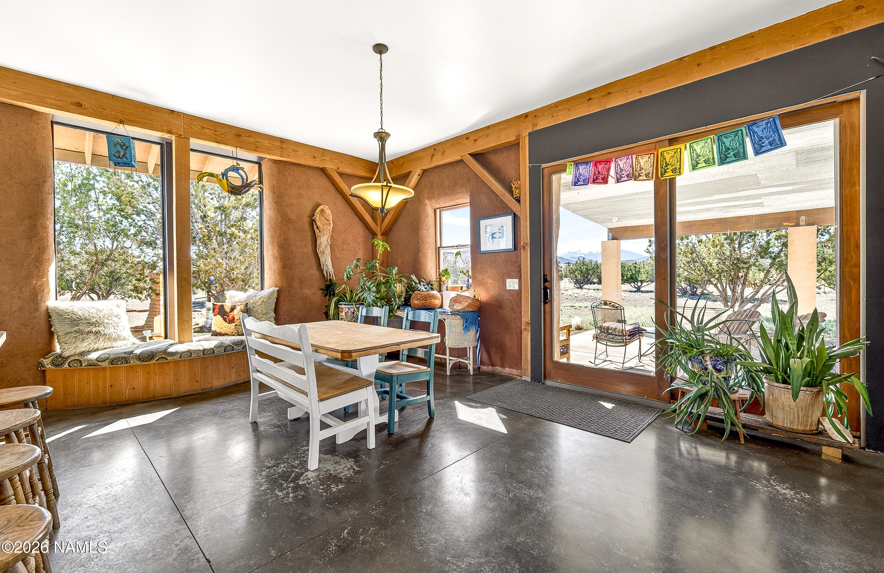 Rr3 Rr3 Flagstaff, AZ 86004 - Photo 8 of 33 Dining Area