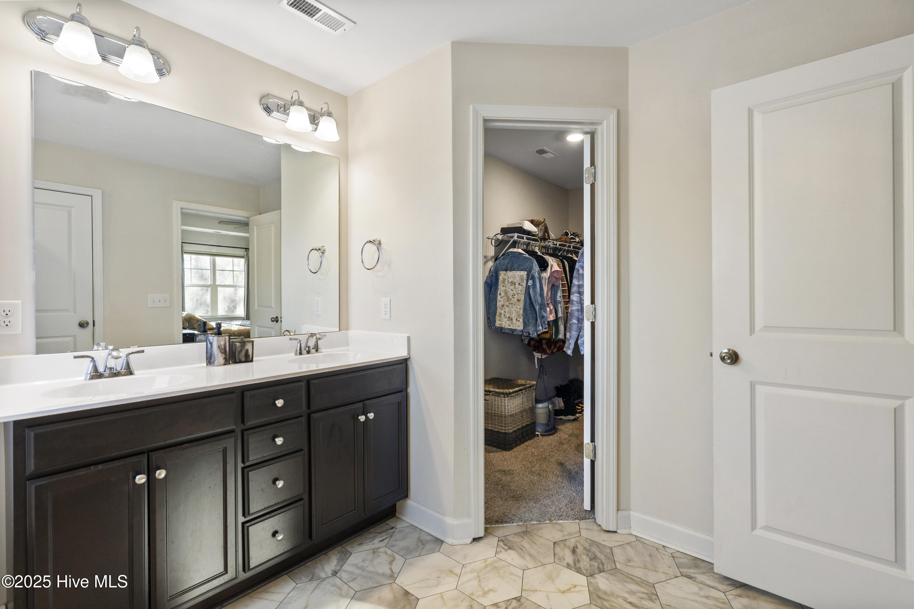 142 Hawks Point Road Jacksonville, NC 28540 - Photo 25 of 39 DSC09227