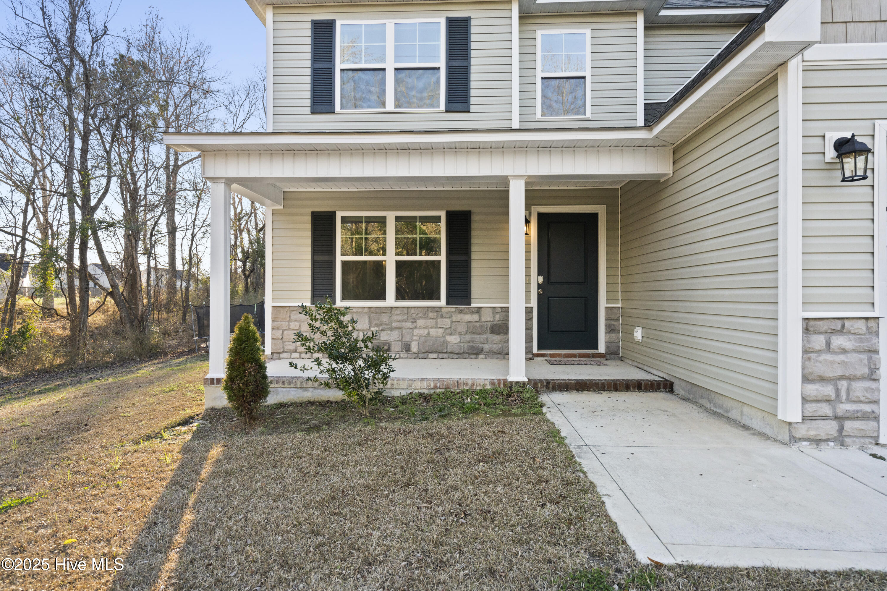 142 Hawks Point Road Jacksonville, NC 28540 - Photo 4 of 39 DSC09387