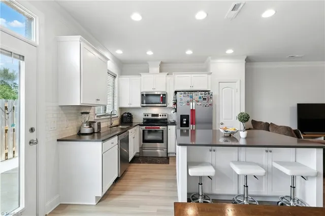 $314,900 | 3855 Thistleberry Road, High Point, NC 27265