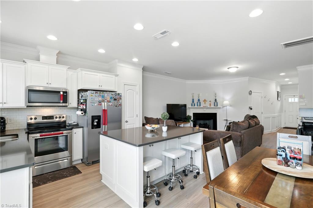 3855 Thistleberry Road High Point, NC 27265 - Photo 14 of 36