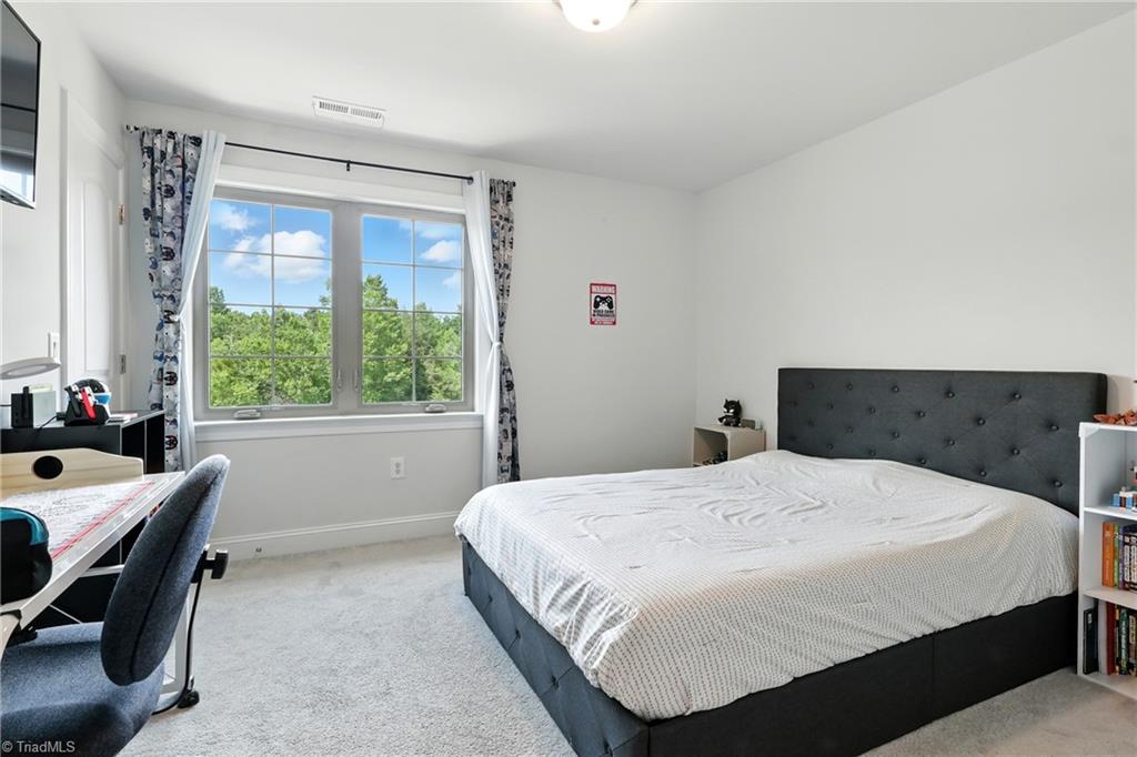 3855 Thistleberry Road High Point, NC 27265 - Photo 25 of 36