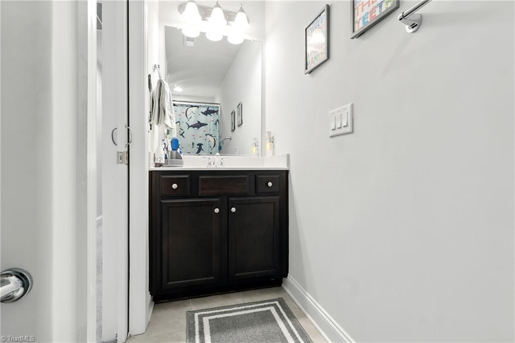 3855 Thistleberry Road High Point, NC 27265 - Photo 26 of 36