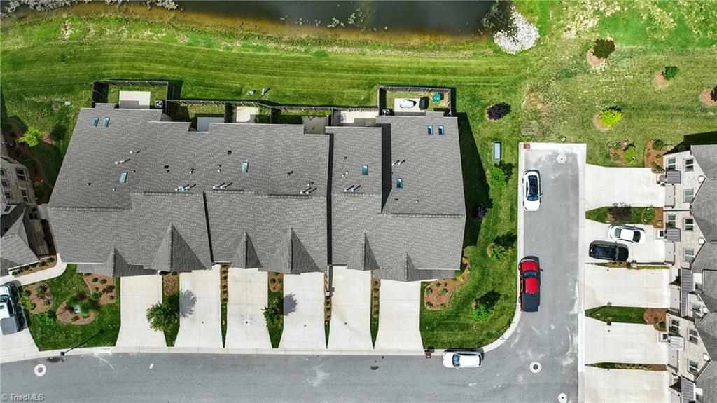 3855 Thistleberry Road High Point, NC 27265 - Photo 32 of 36