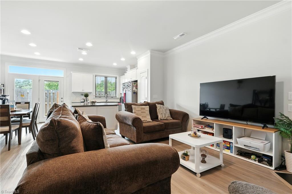 3855 Thistleberry Road High Point, NC 27265 - Photo 9 of 36