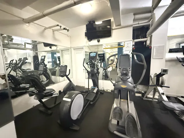 $699,999 | 20 East 35th Street, Unit 9M | Murray Hill