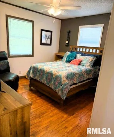 $259,000 | 202 Divisa Street, West Frankfort, IL 62896