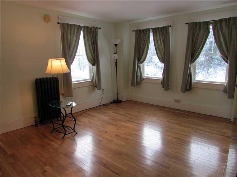 257 Shore Road Ellsworth, ME 04605 - Photo 16 of 24 Living Room.