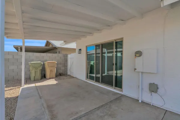 $1,950 | 6825 North 81st Lane, Glendale, AZ 85303
