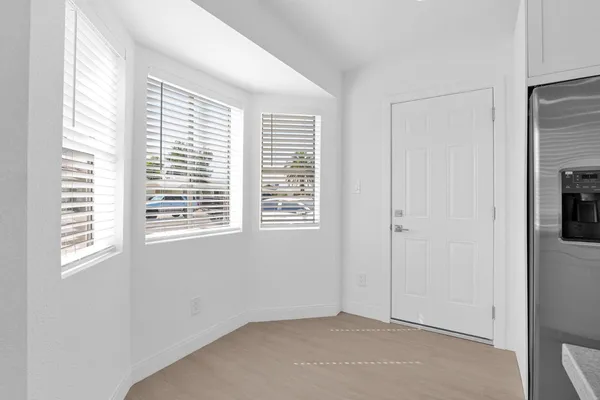 $1,950 | 6825 North 81st Lane, Glendale, AZ 85303