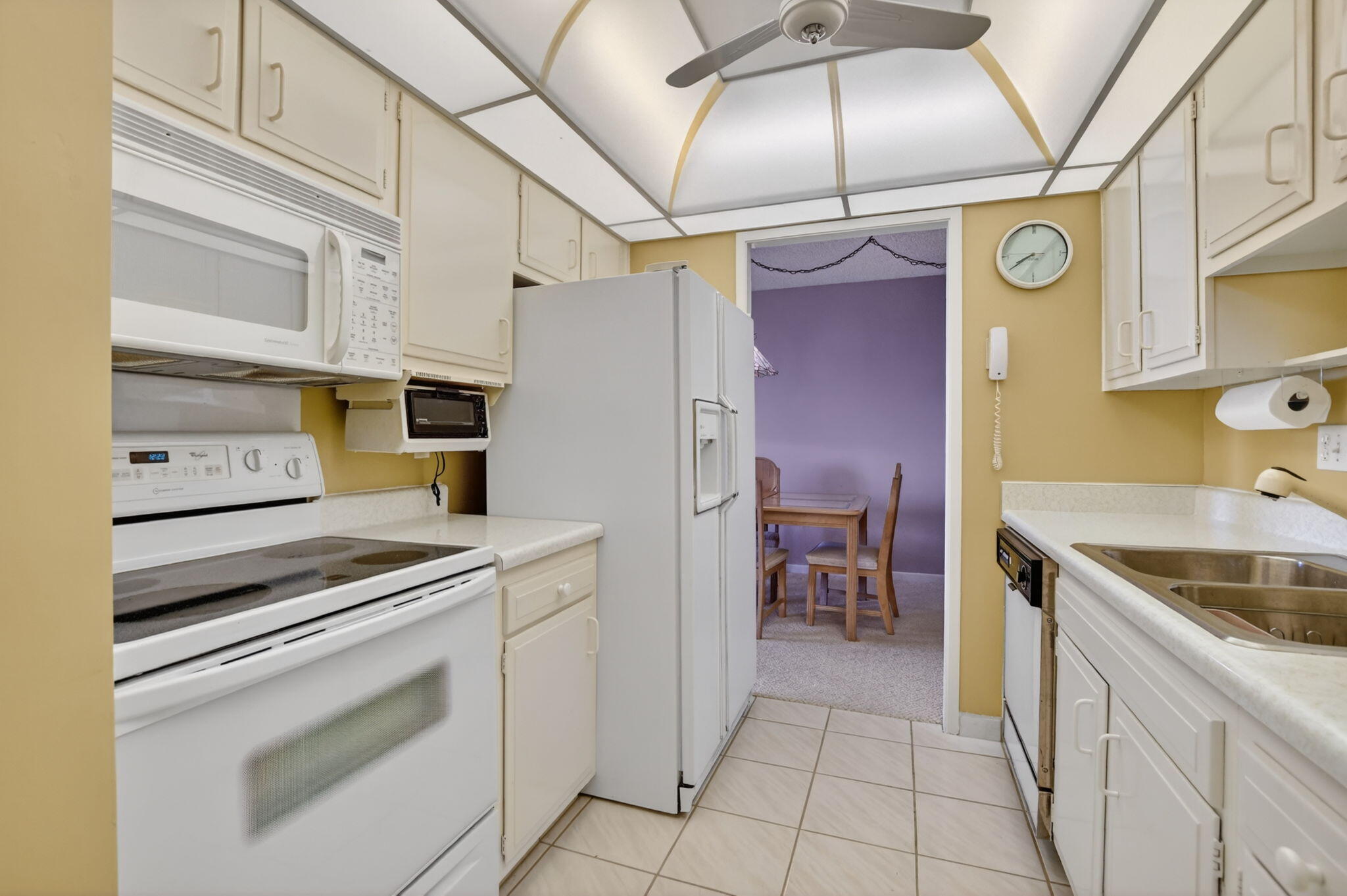2121 North Ocean Boulevard, Unit 705W Boca Raton, FL 33431 - Photo 17 of 51 Kitchen