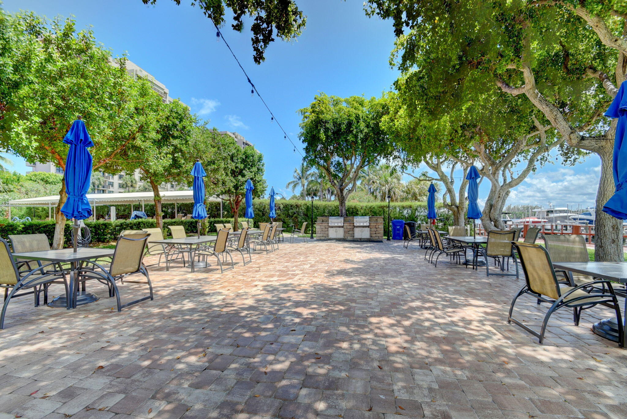 2121 North Ocean Boulevard, Unit 705W Boca Raton, FL 33431 - Photo 41 of 51 Outdoor Picnic Area