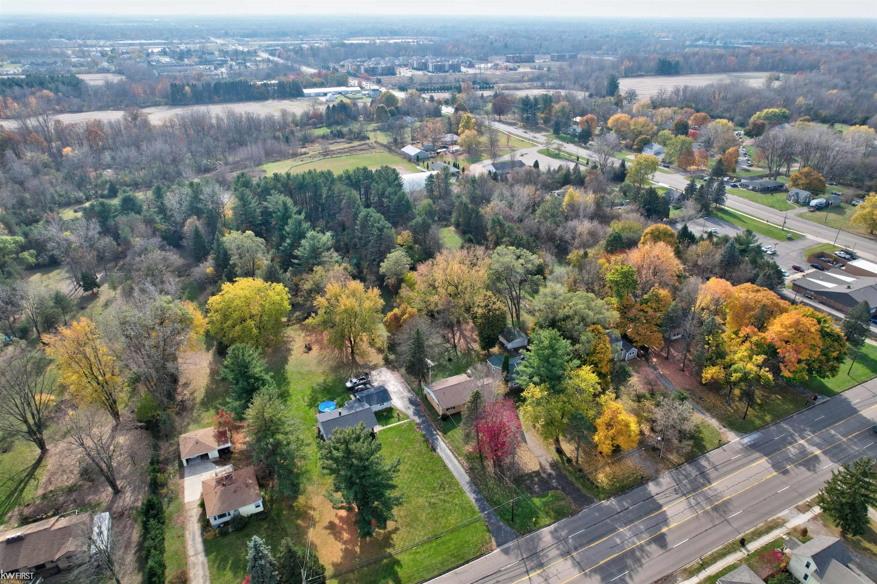 8072 Davison Road Davison, MI 48423 - Photo 35 of 36 50159987-38d506f1-5310-4ba4-ba1c-03ea431a6210.JPG