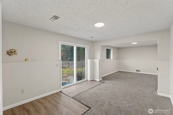 $390,000 | 38821 North Newport Highway, Elk, WA 99009