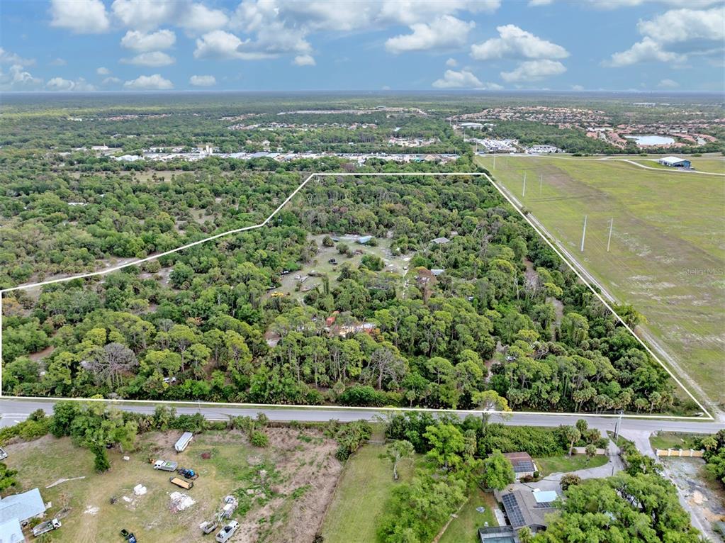 400 South Havana Road Venice, FL 34292 - Photo 16 of 59