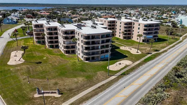 $250,000 | 3360 Ocean Shore Boulevard, Unit 103, Ormond Beach, FL 32176