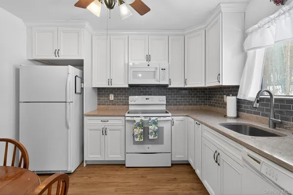 $339,900 | 607 Mountain Laurel Drive, Monroe, NY 10950
