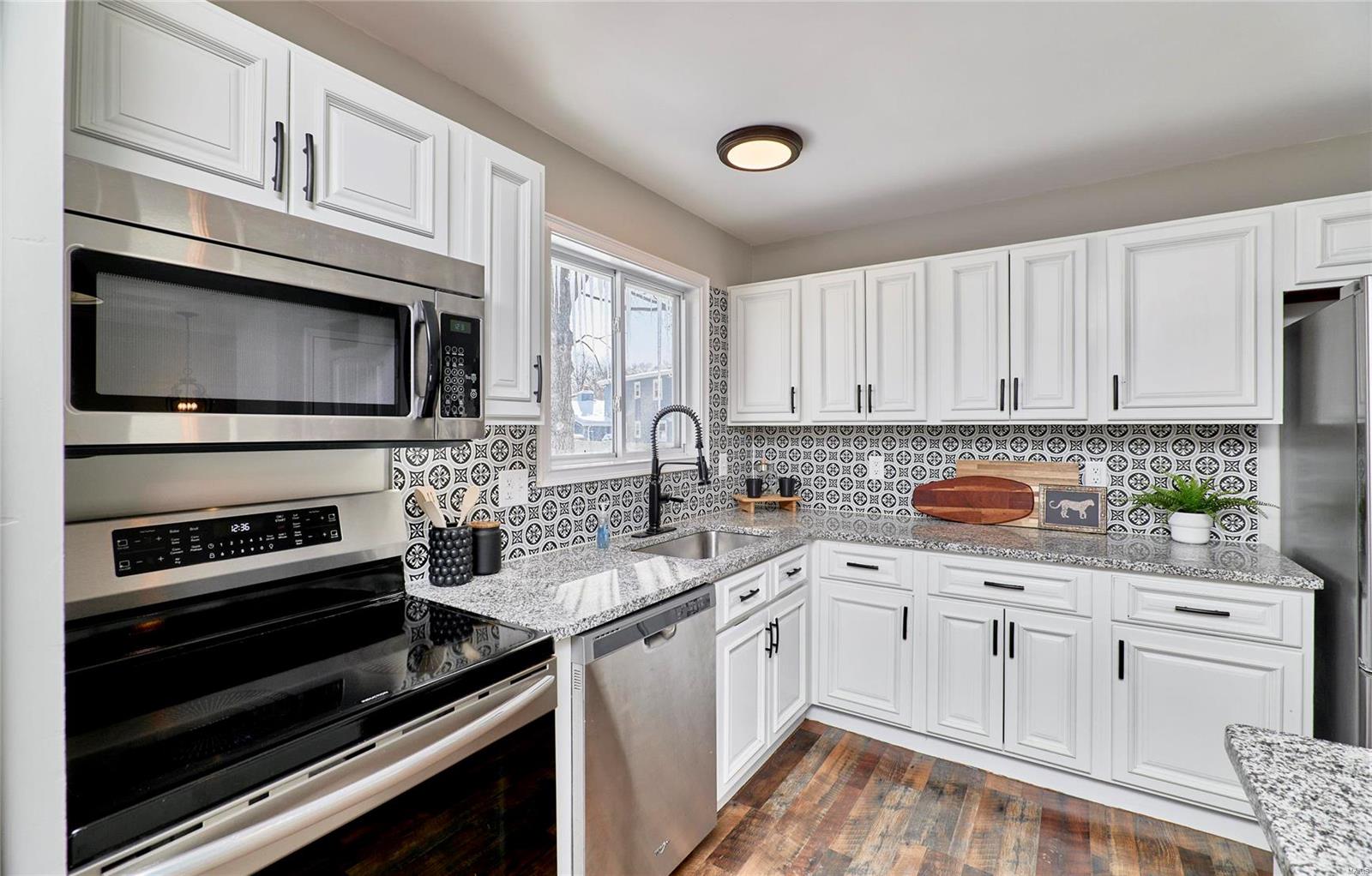 23 Roland Lane St. Peters, MO 63376 - Photo 17 of 34 Gallery Image 17