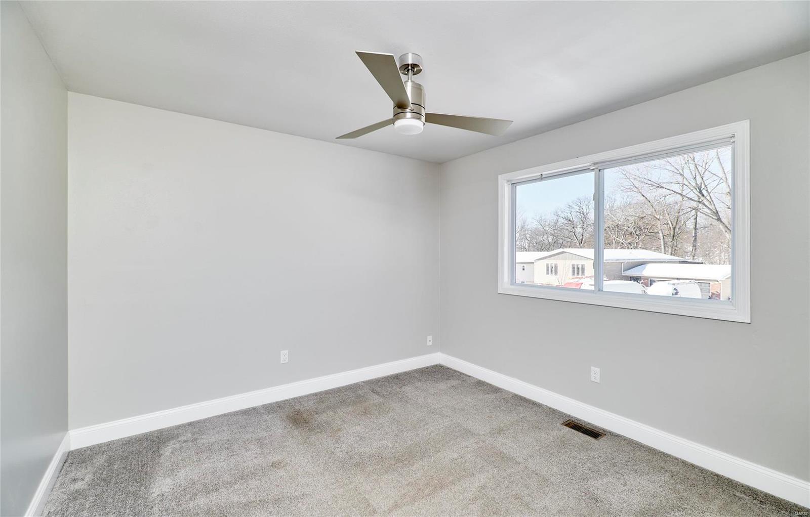 23 Roland Lane St. Peters, MO 63376 - Photo 21 of 34 Gallery Image 21