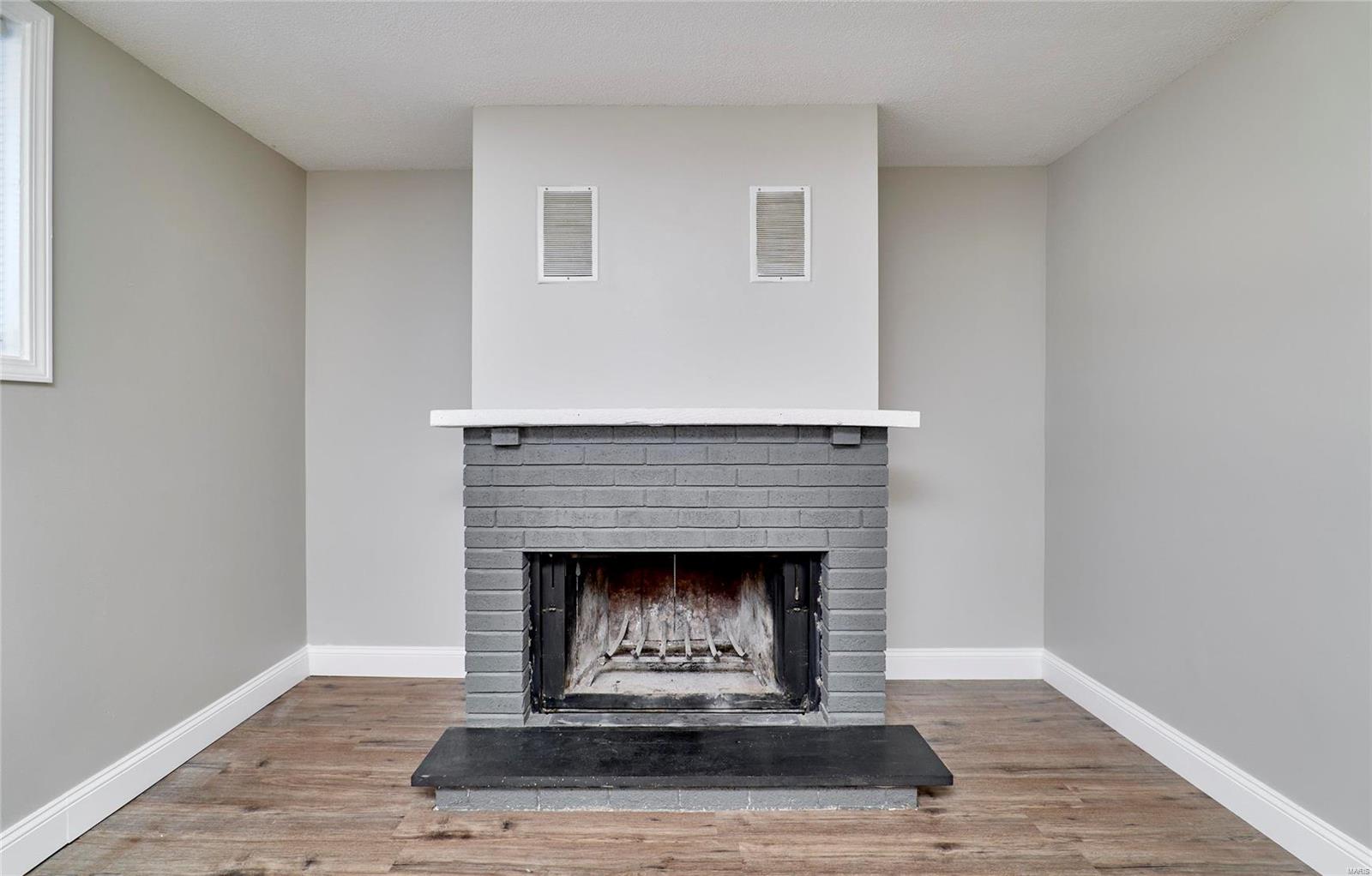 23 Roland Lane St. Peters, MO 63376 - Photo 25 of 34 Gallery Image 25