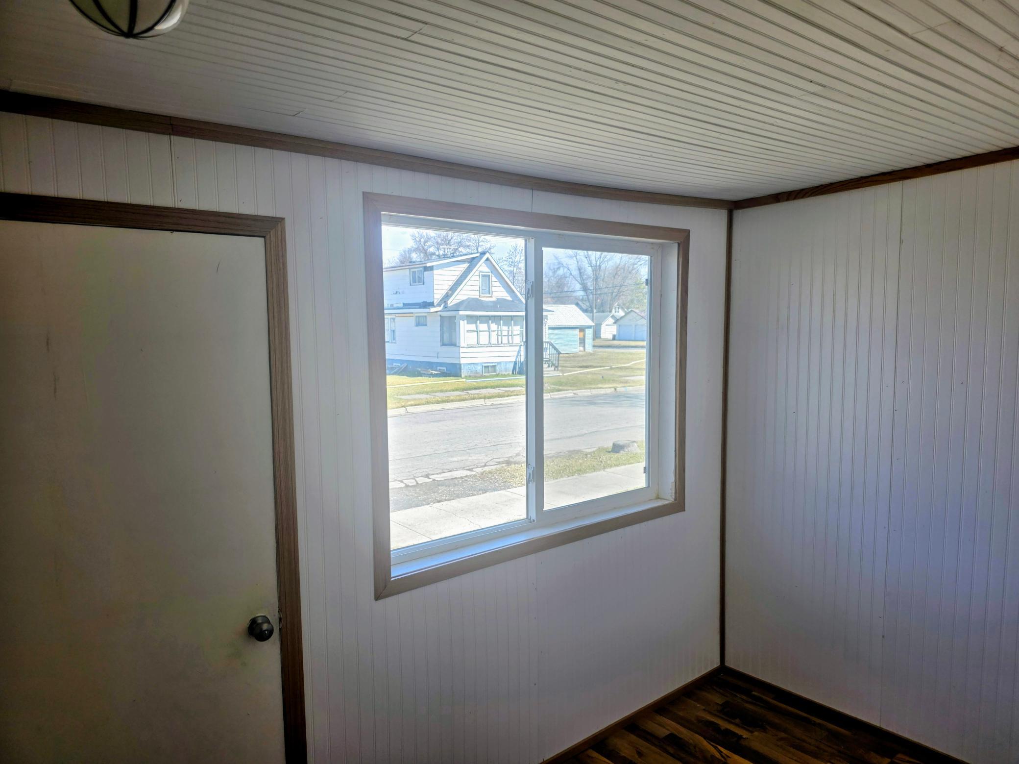 611 9th Street International Falls, MN 56649 - Photo 10 of 17