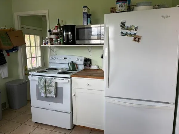$2,400 | 4592 West Ellsworth Road, Ann Arbor, MI 48103