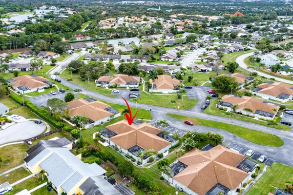 $349,000 | 114 Bent Arrow Drive, Unit C, Jupiter, FL 33458