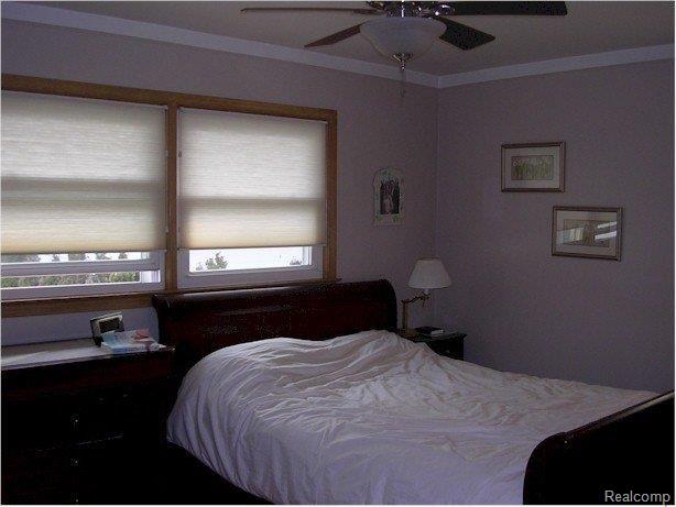 14877 Champaign Road Allen Park, MI 48101 - Photo 7 of 13 Master Bedroom.jpg