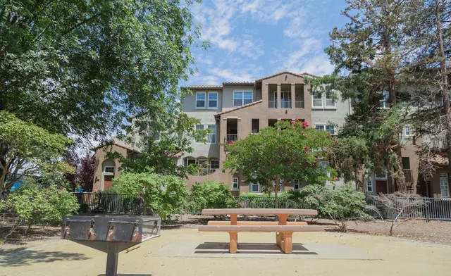 a view of a basketball court