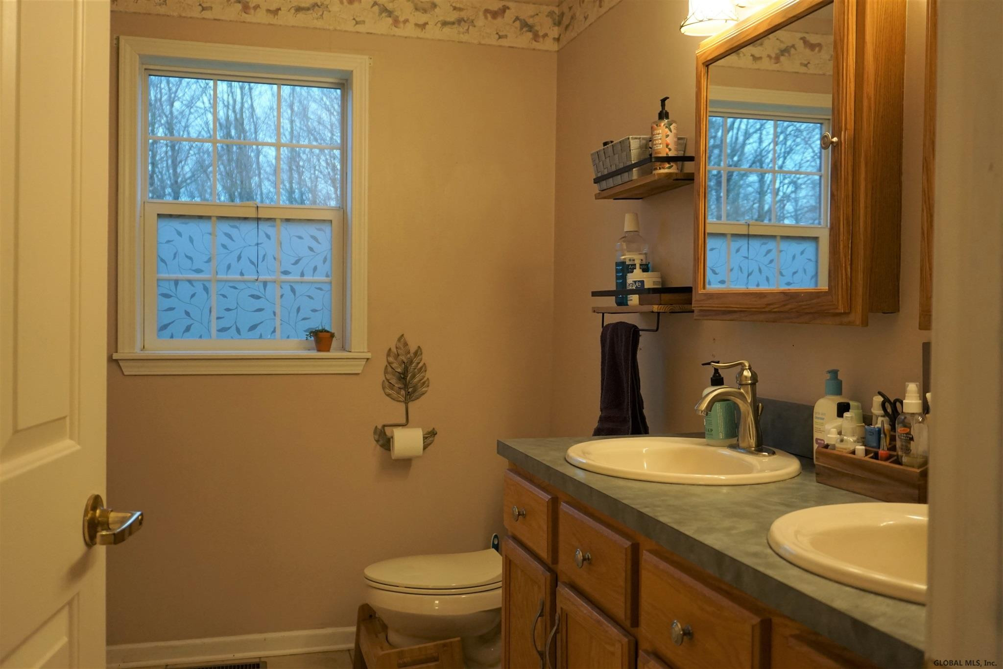 1809 Potter Road Amsterdam, NY 12010 - Photo 9 of 22 Photo 9