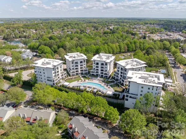 $1,800,000 | 19329 Watermark Drive, Unit 342, Cornelius, NC 28031