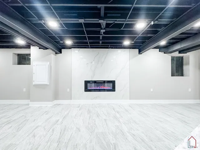 $374,900 | 864 Berkshire Place, Crete, IL 60417