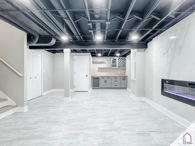 $374,900 | 864 Berkshire Place, Crete, IL 60417