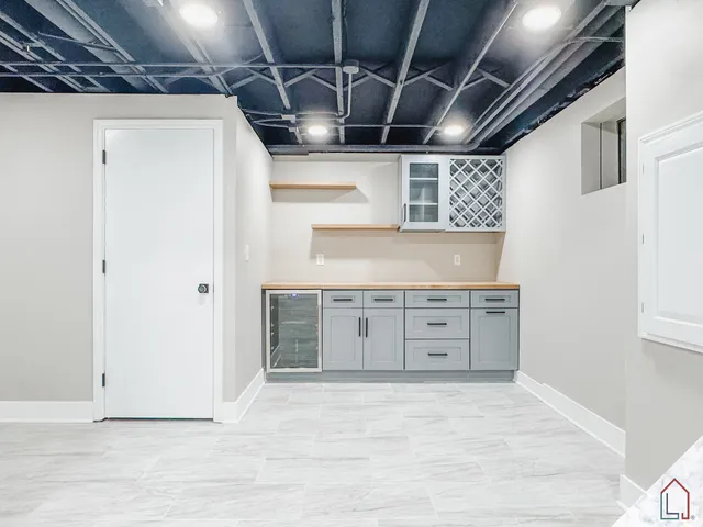 $374,900 | 864 Berkshire Place, Crete, IL 60417