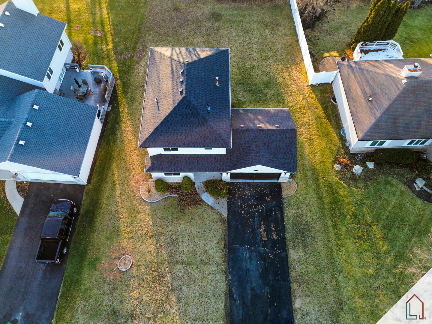 864 Berkshire Place Crete, IL 60417 - Photo 20 of 23 an aerial view of residential houses with outdoor space
