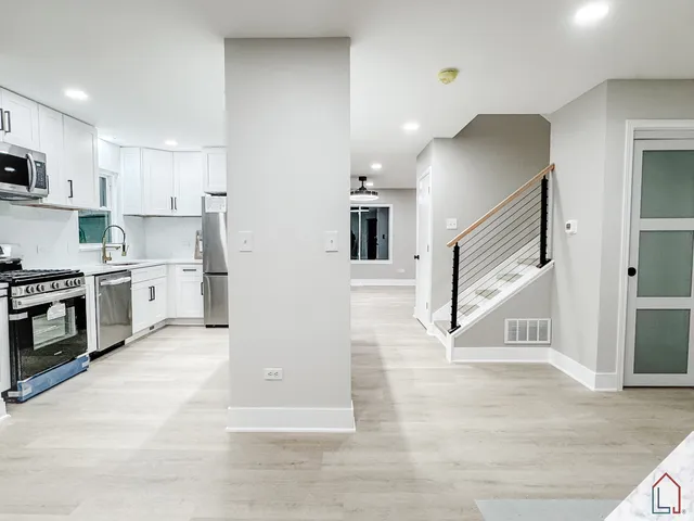 $374,900 | 864 Berkshire Place, Crete, IL 60417