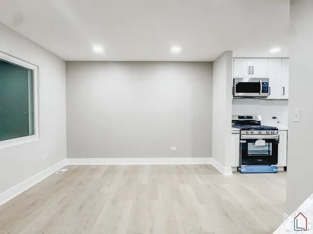 $374,900 | 864 Berkshire Place, Crete, IL 60417