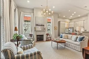 $7,000 | 1221 Napoleon Avenue, Unit A, New Orleans, LA 70115