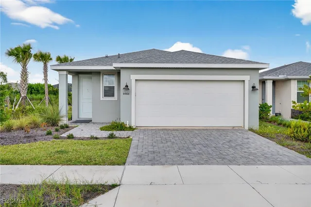 $299,900 | 44416 Cable Crk Drive, Punta Gorda, FL 33982