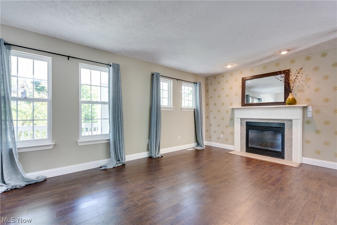 1576 Maple Road Cleveland Heights, OH 44121 - Photo 7 of 33