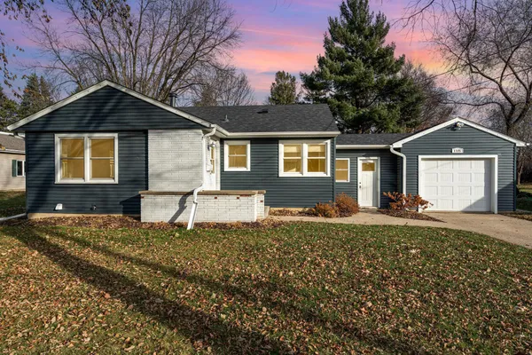 $312,500 | 1105 College Street, Northfield, MN 55057